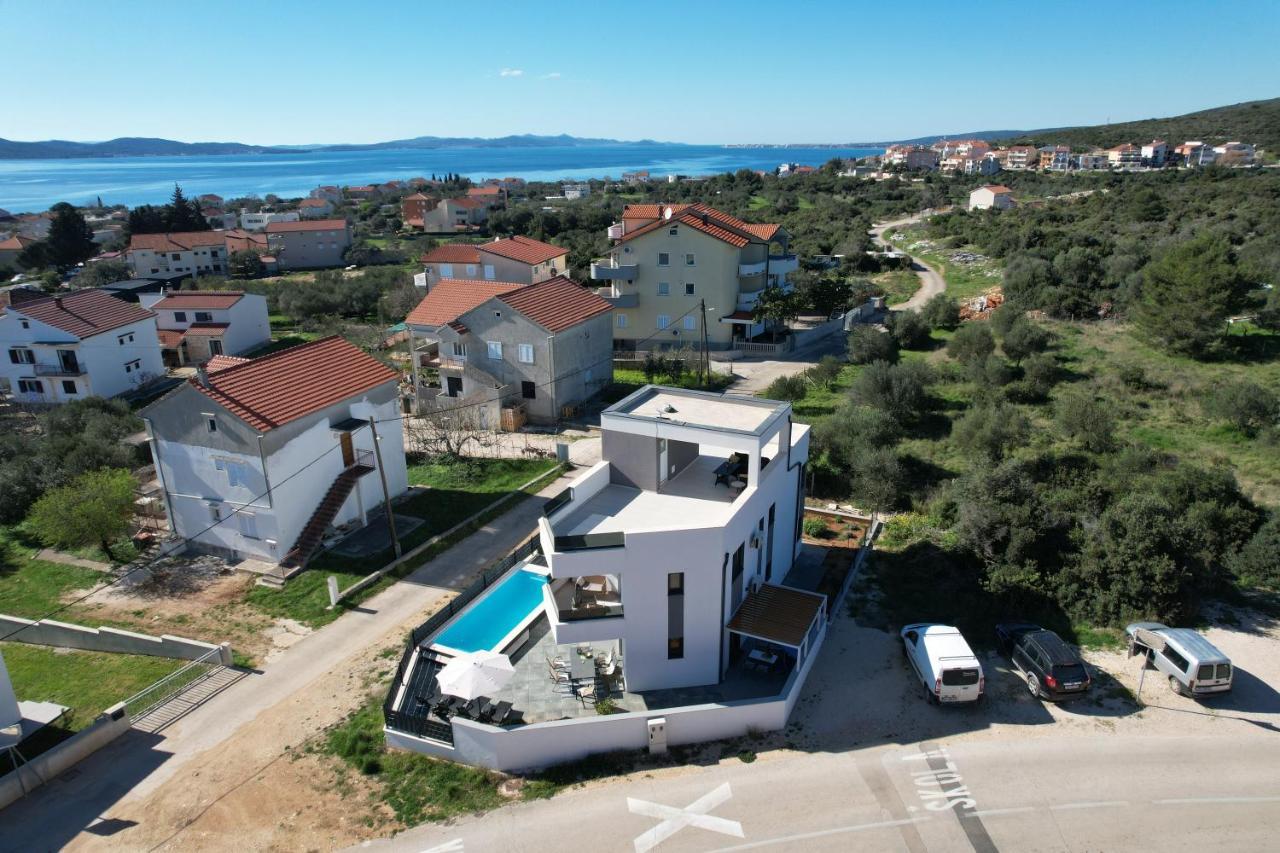 Lada Villa In Sv Petar Na Moru With Swimming Pool