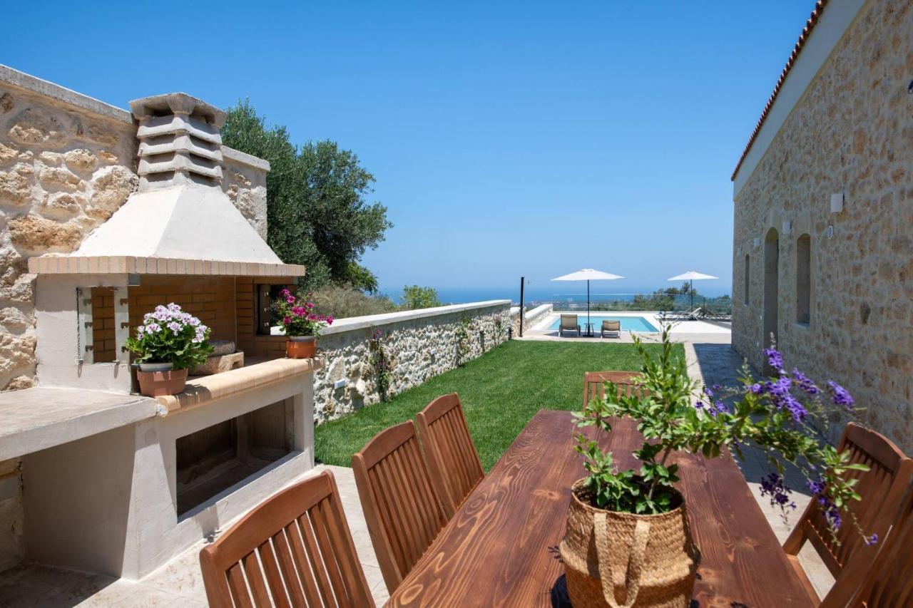 Fabrica Villa, by Hellocrete