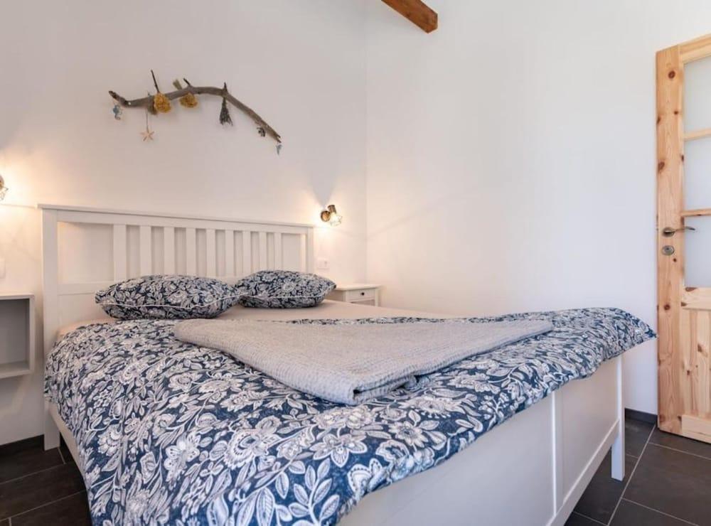 Apartment Sea & Sunset View