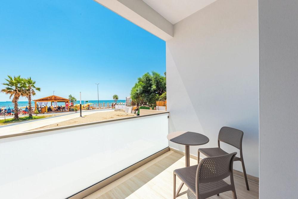 Adriatic Seaview Suites By Ps