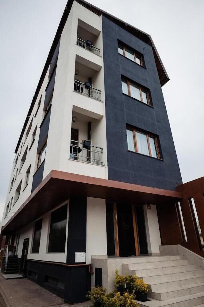 Hotel At Georges Stay Fly