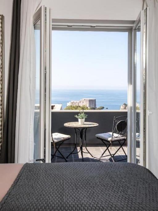 Bleu Villa Three Bedroom Villa With Balcony & City View