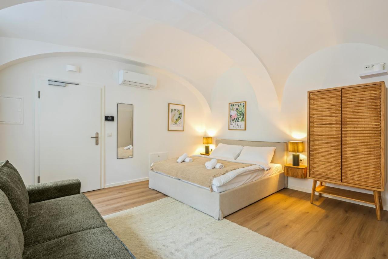 Floor Heating Air Con Washing Machine