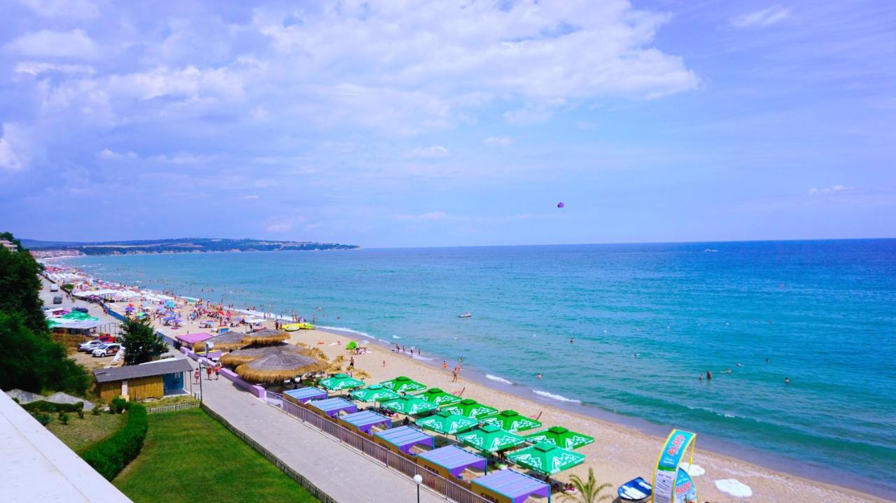 Aurora Apartments On The Beach