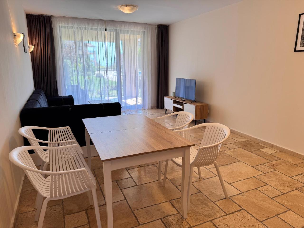 Sea View & Infinity Pool Apartment In Kaliakria Resort