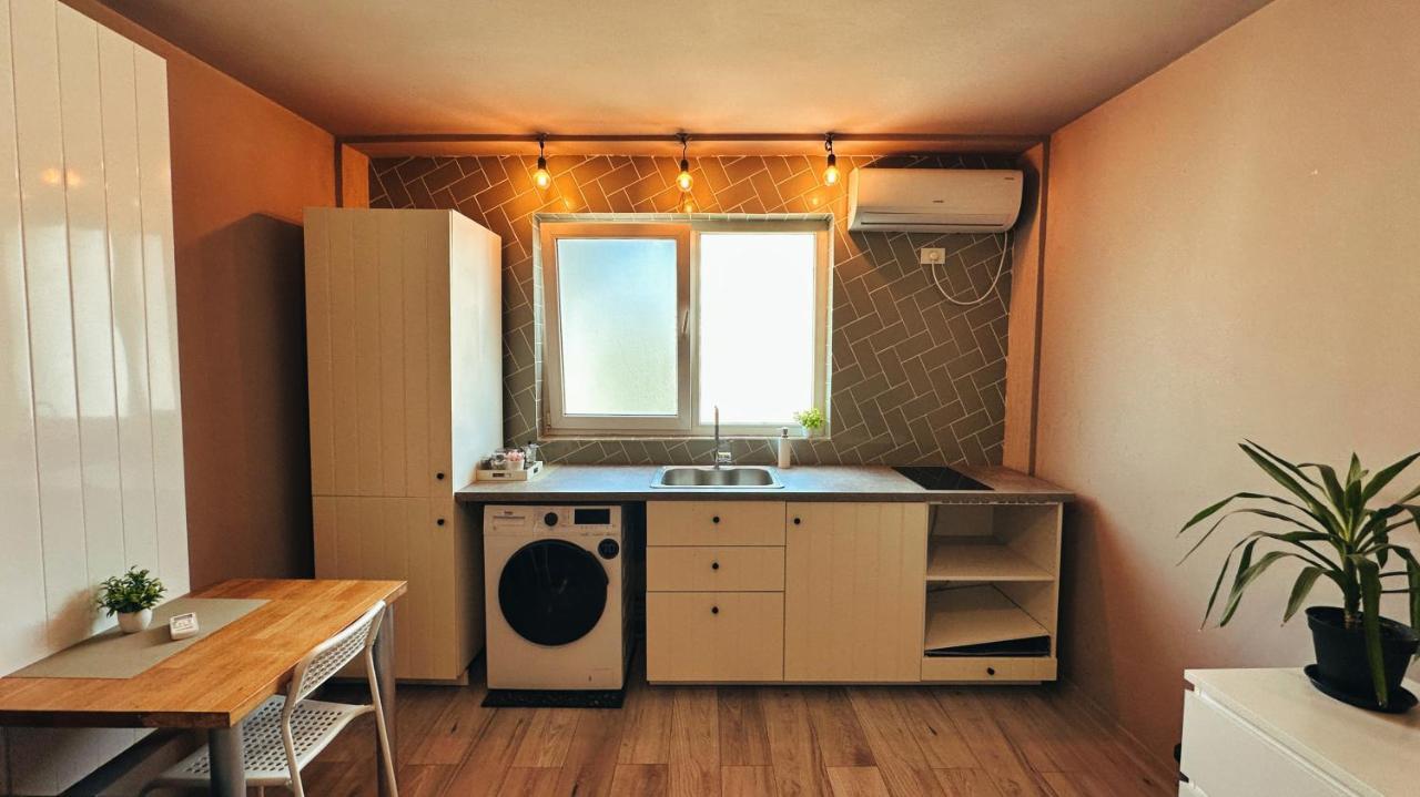 Neo Trei Cosy Studio