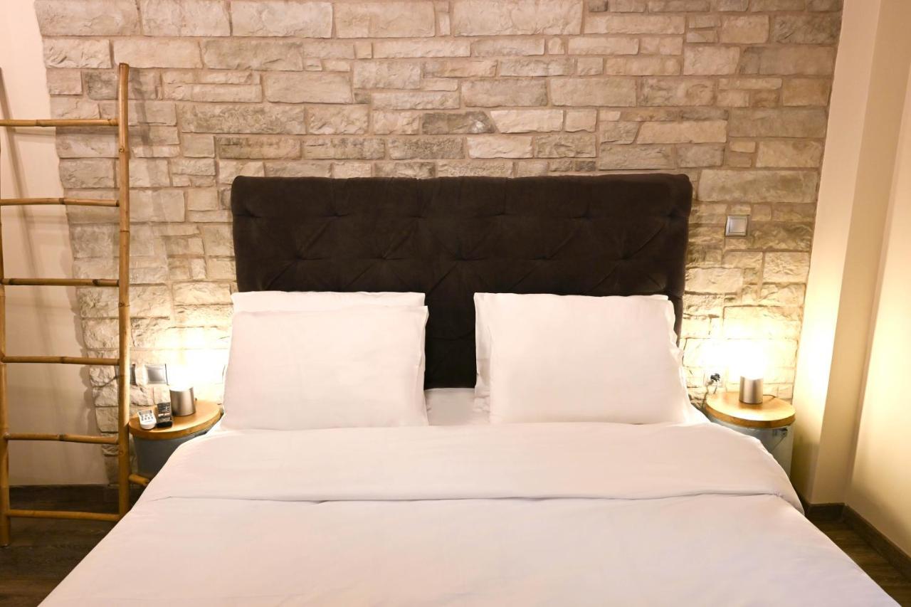 Kallithea Cozy Stonewall Studios