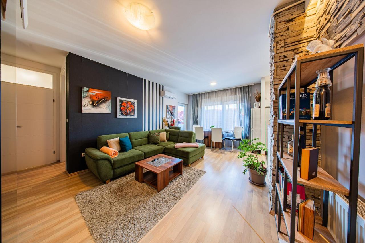 Flexible Selfcheckins 202 Zagreb 1 Bedroom Loggia