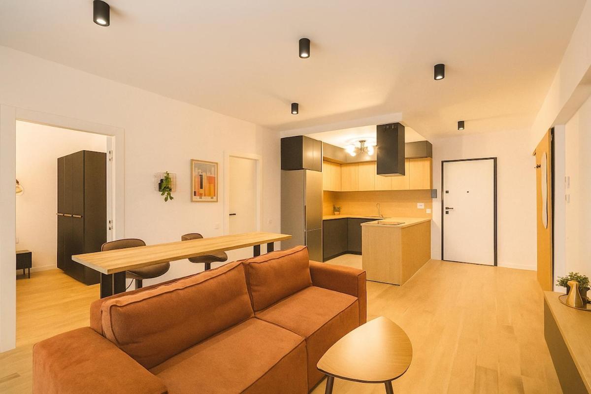 Central One Serenity Loft Plus Parking