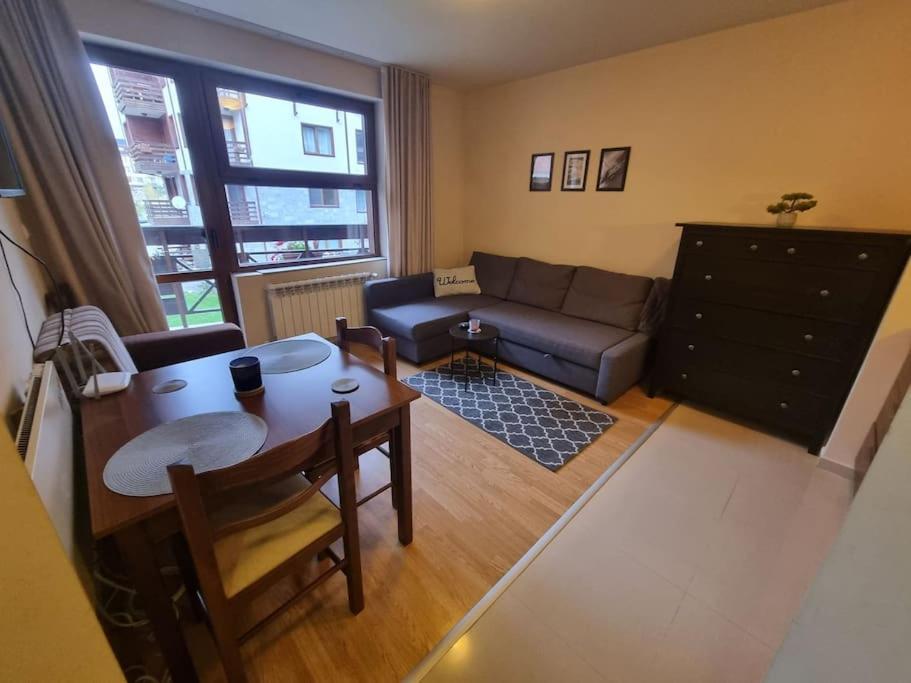 Domo 12 Belmont, Bansko