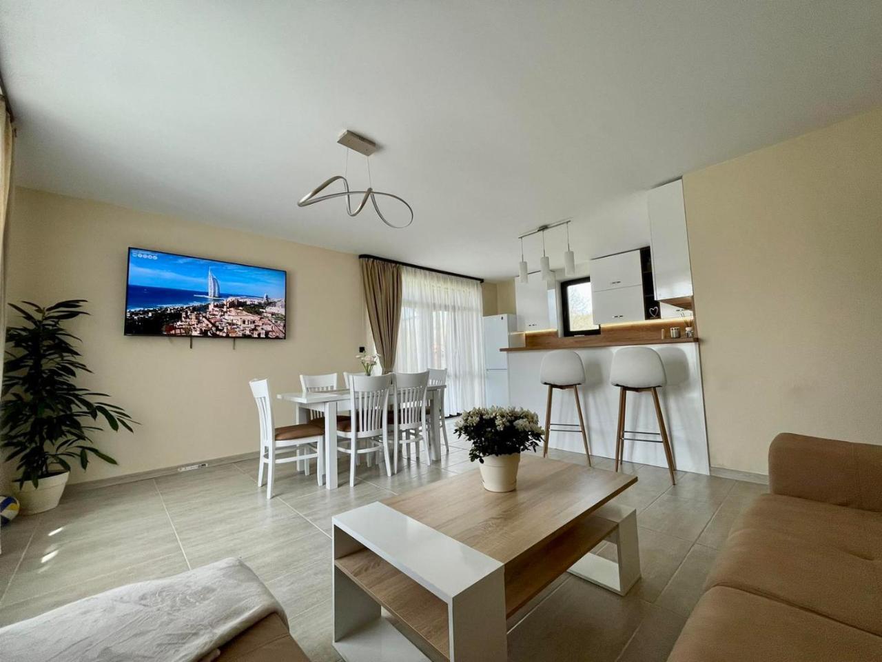 Kyshta Za Gosti Em Paradais