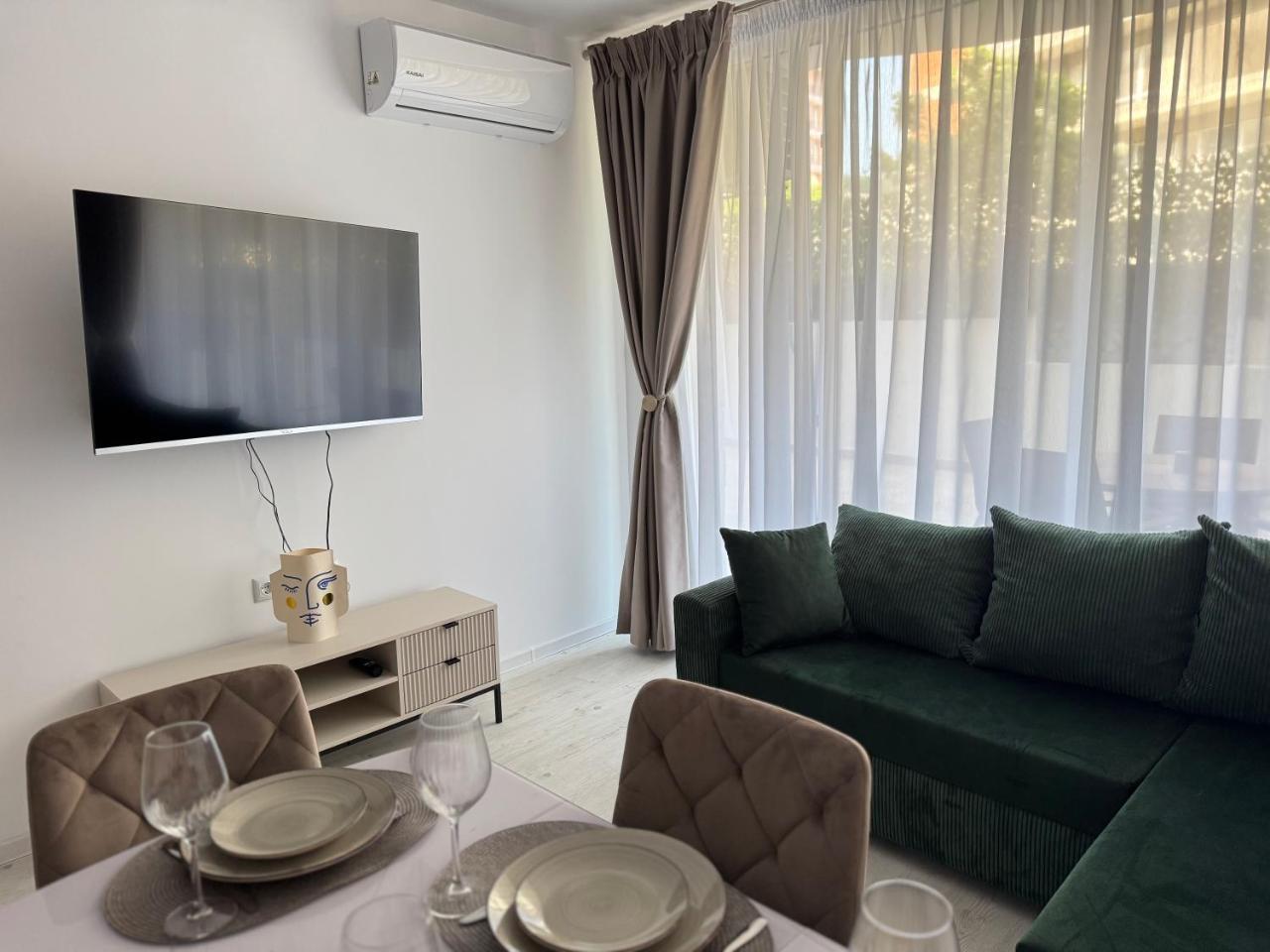 Grand Villa Luxury Apartment With Sea View