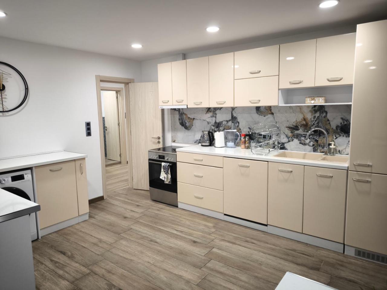 Victoria Elegance Apartment