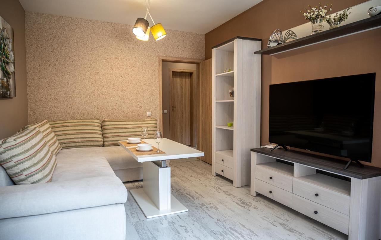 Elegant Spotless Apartment In Sofia Center