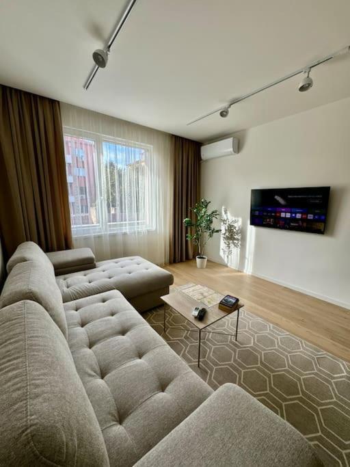 The Urban Pearl In The Heart Of Sofia Next To National Palace Of Culture