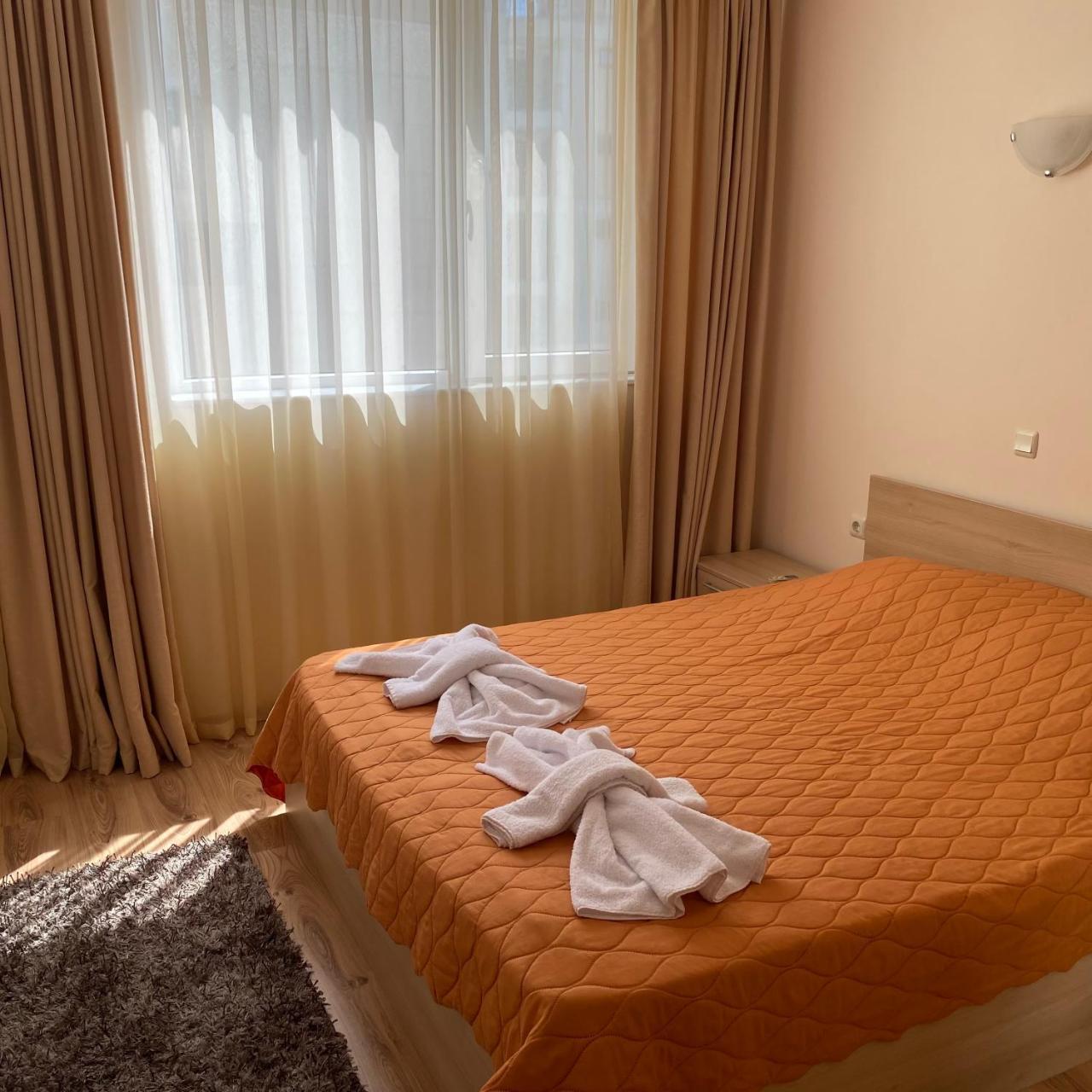 Tristaen Apartament V Zatvoren Kompleks
