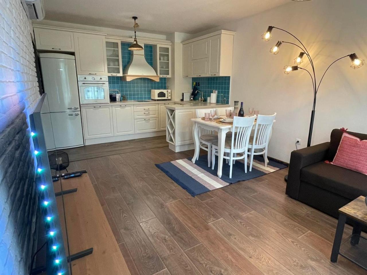 Elegance Residence Apartment