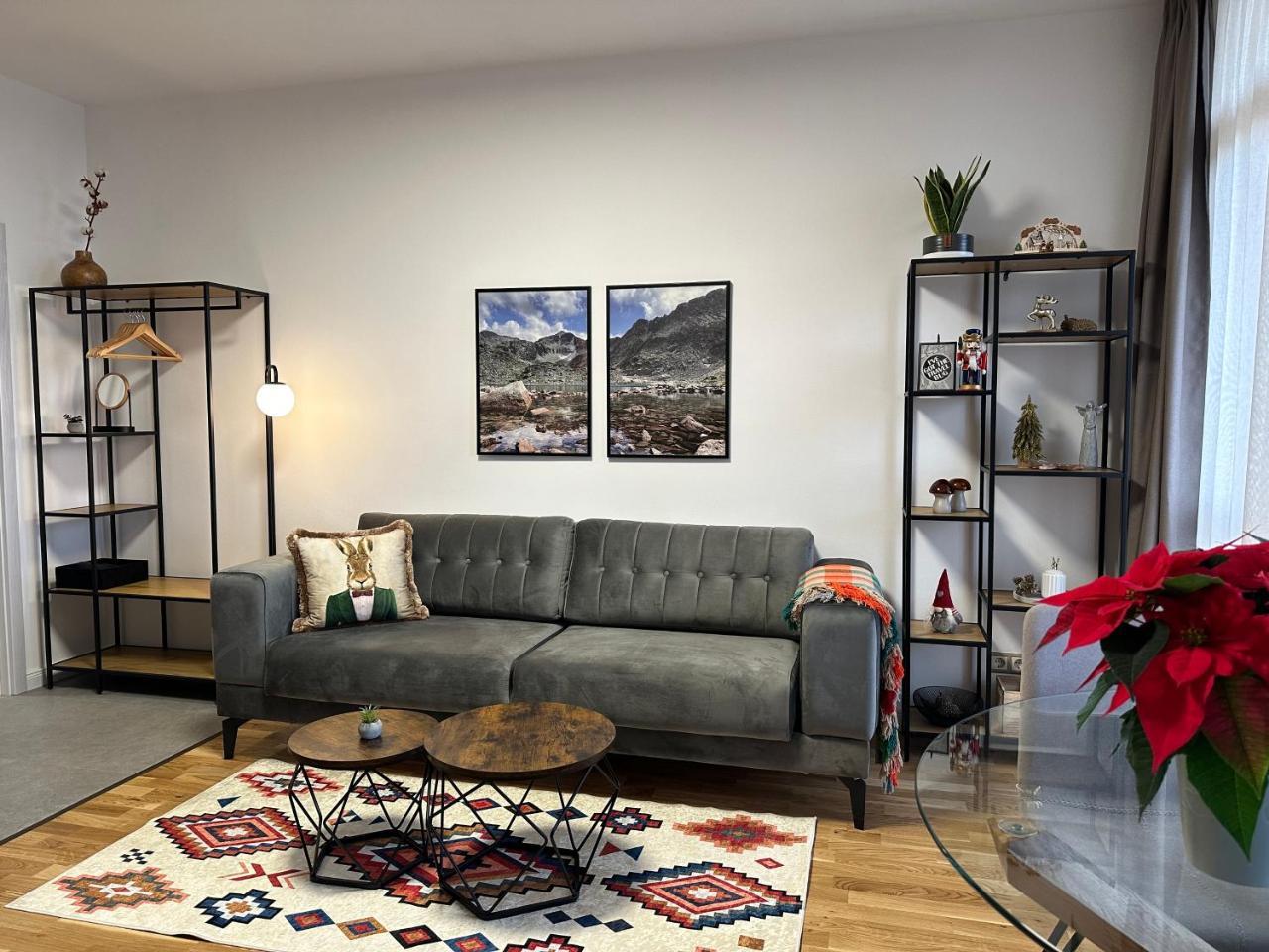 Sana Ski Apartment 702 In Flora, Borovets