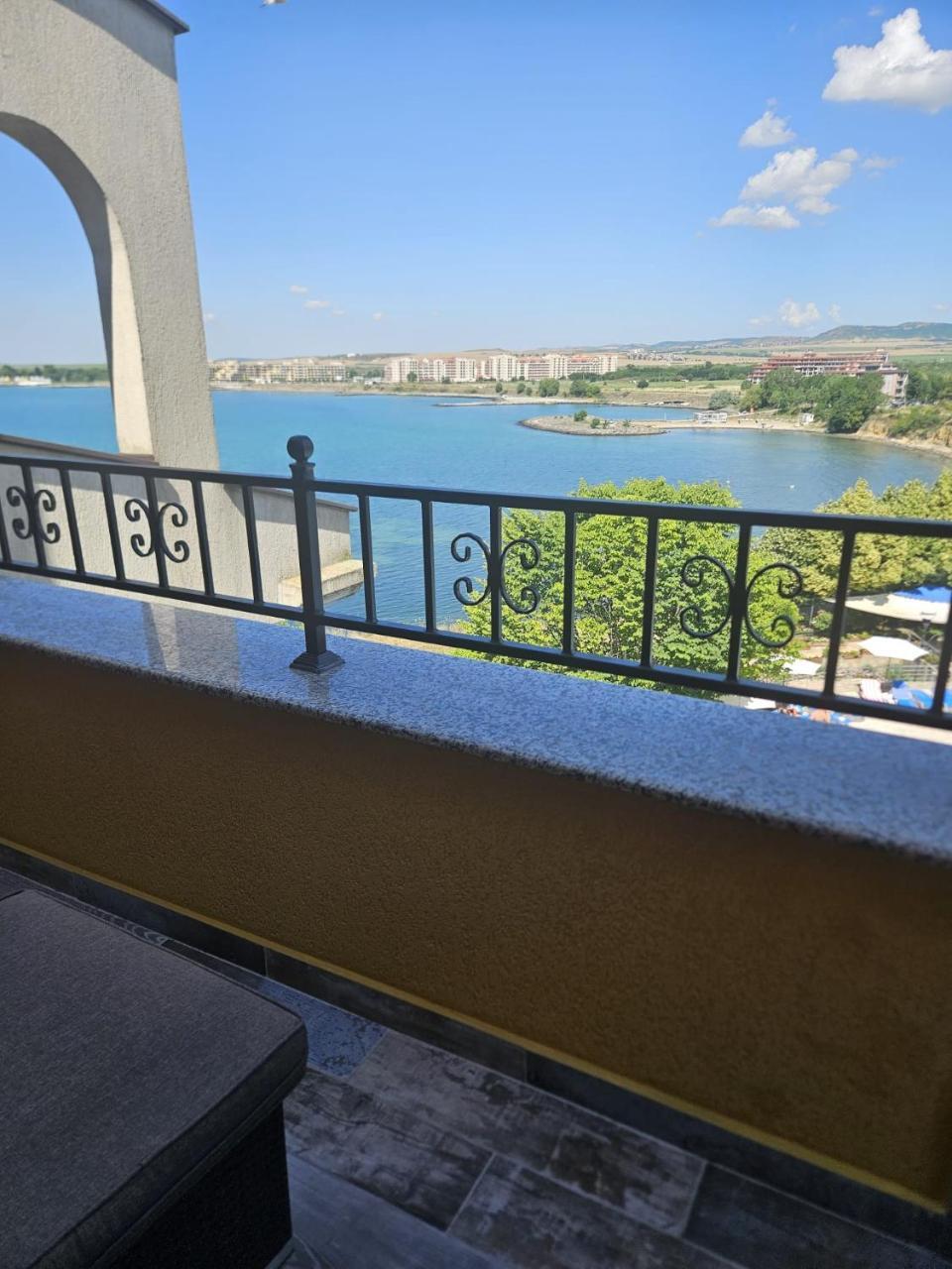 Seaview Holiday Chernomorska Pochivka