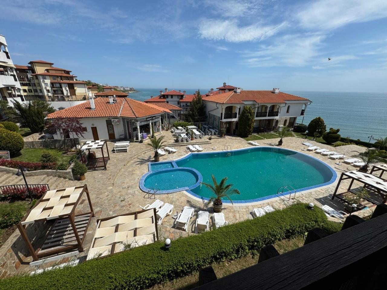 Sun Coast by The Sea