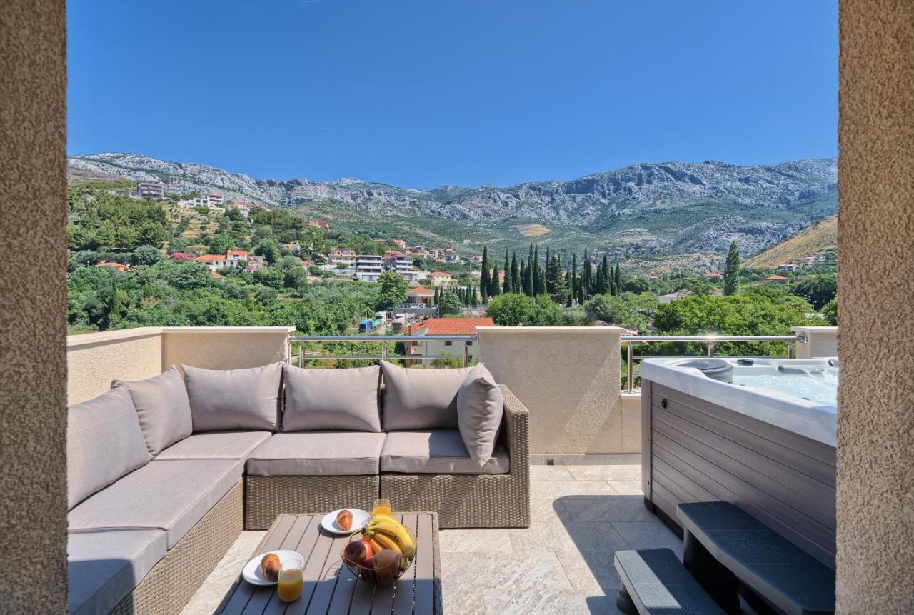 Relax Penthouse Private Jacuzzi Split Area