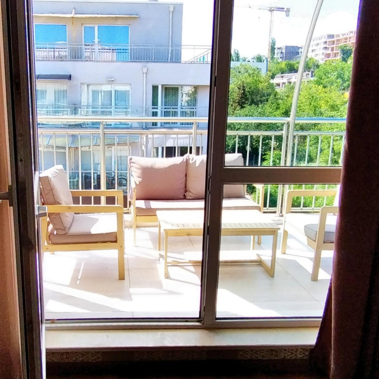 Peaceful Three-bedroom In Briz, Varna by Flat Manager