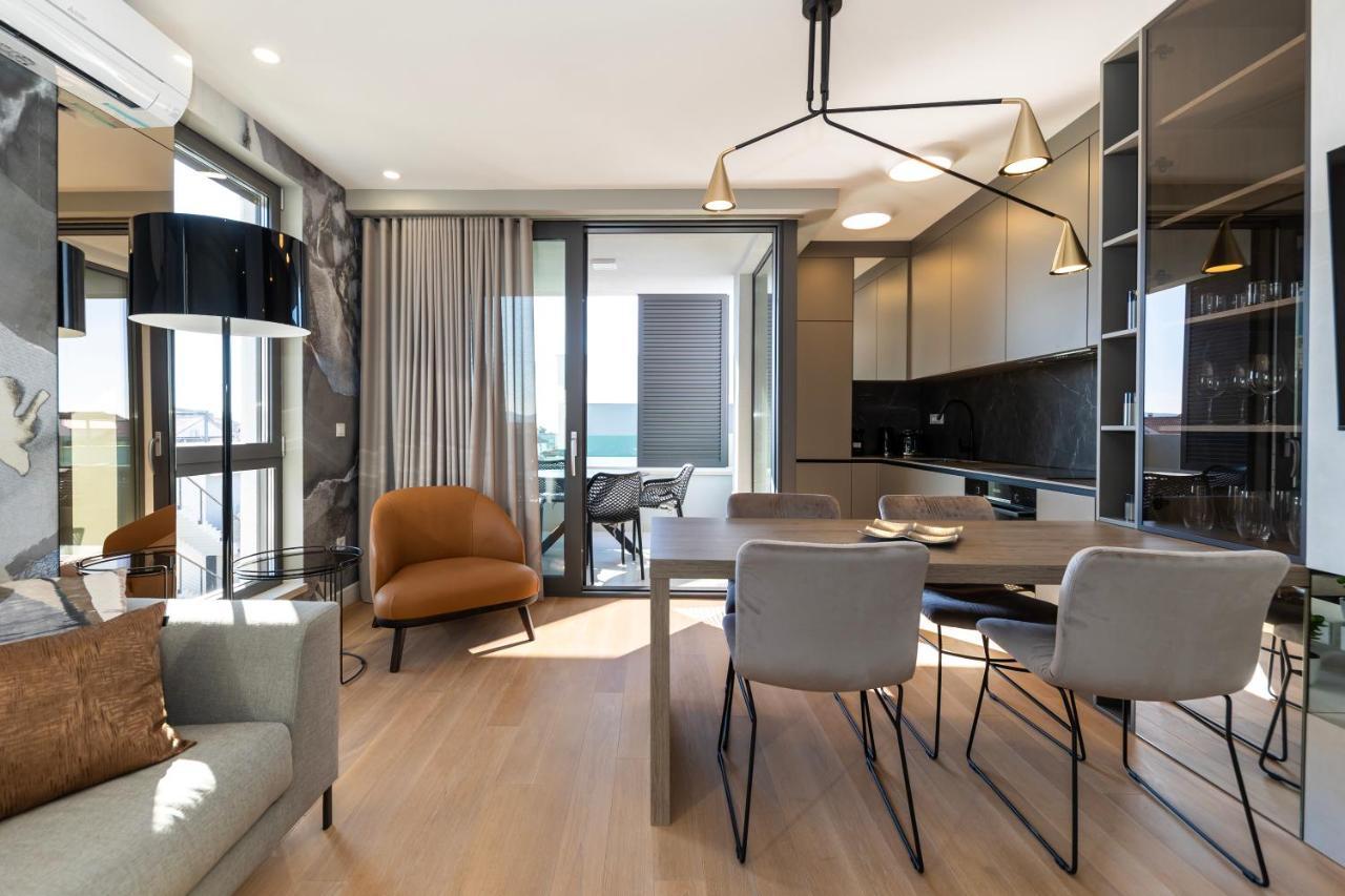 Mariva Luxury Apartment