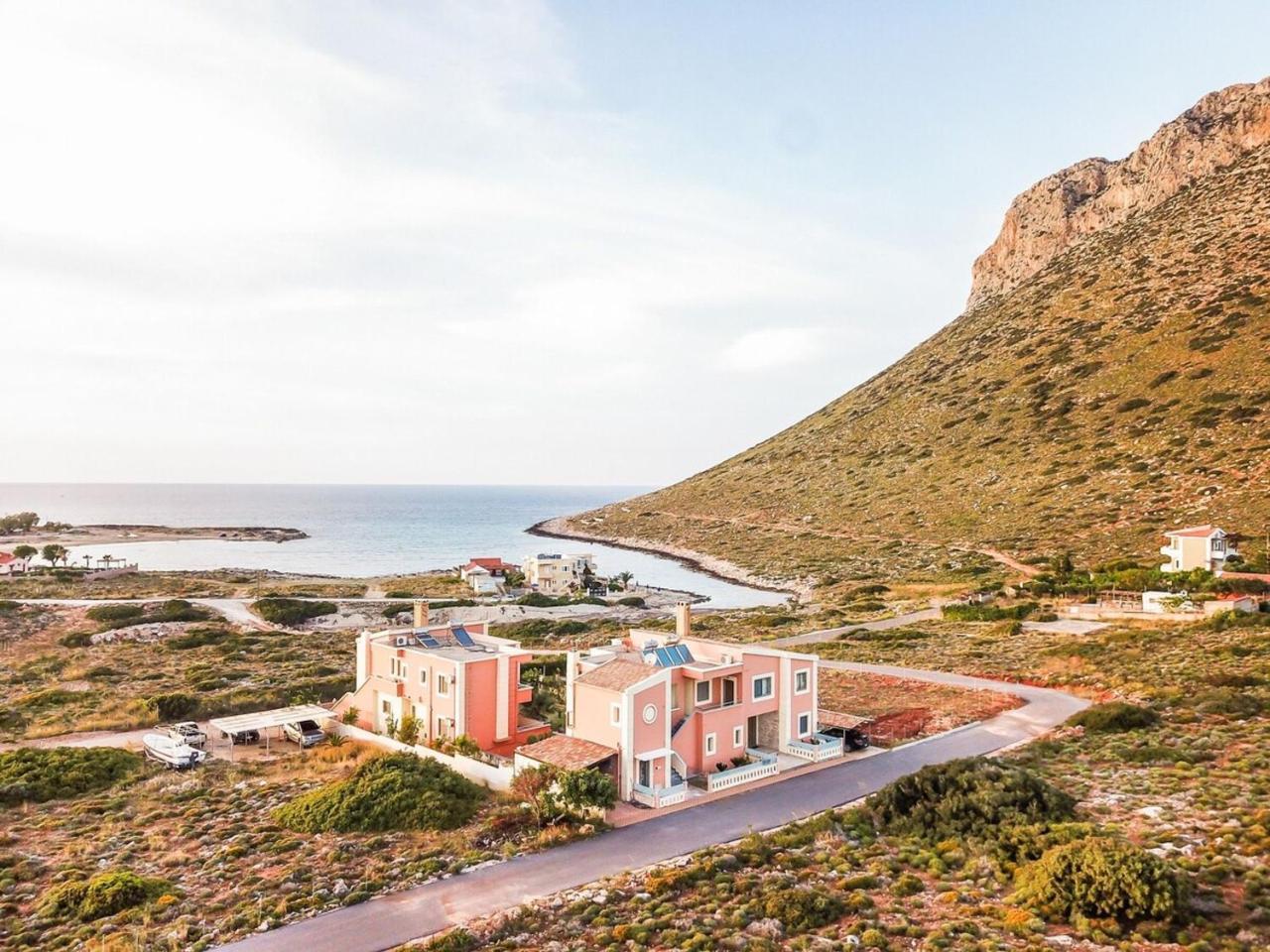 Stavros Lydia Apartment With Veranda