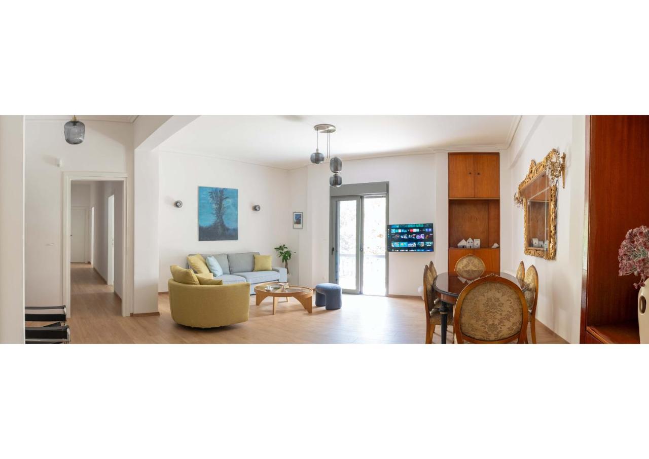 Bright Urban Retreat In Athens