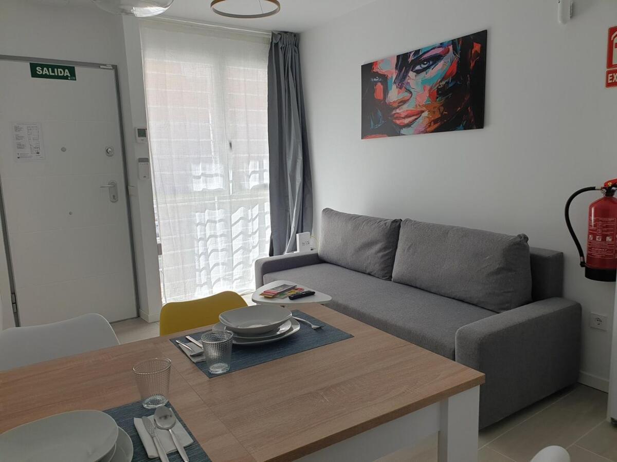 Apartamento Nuevo Junto a Sor Angela de la Cruz