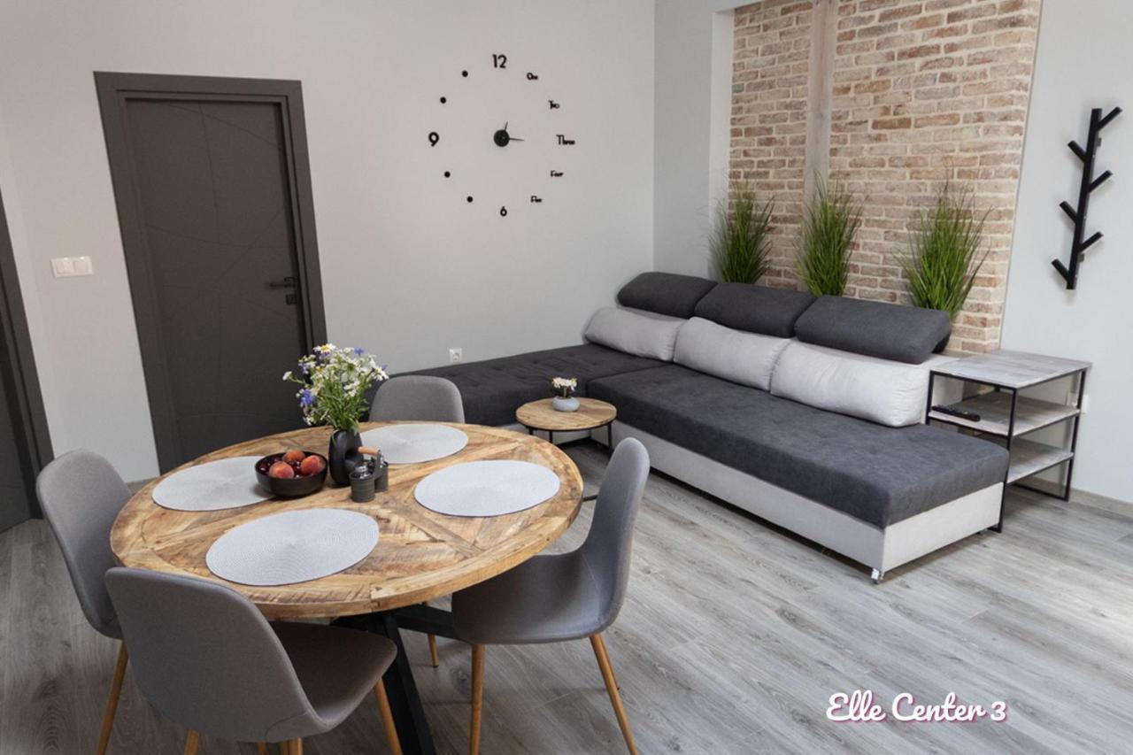 Elle Center by Rv Apartments Top Center