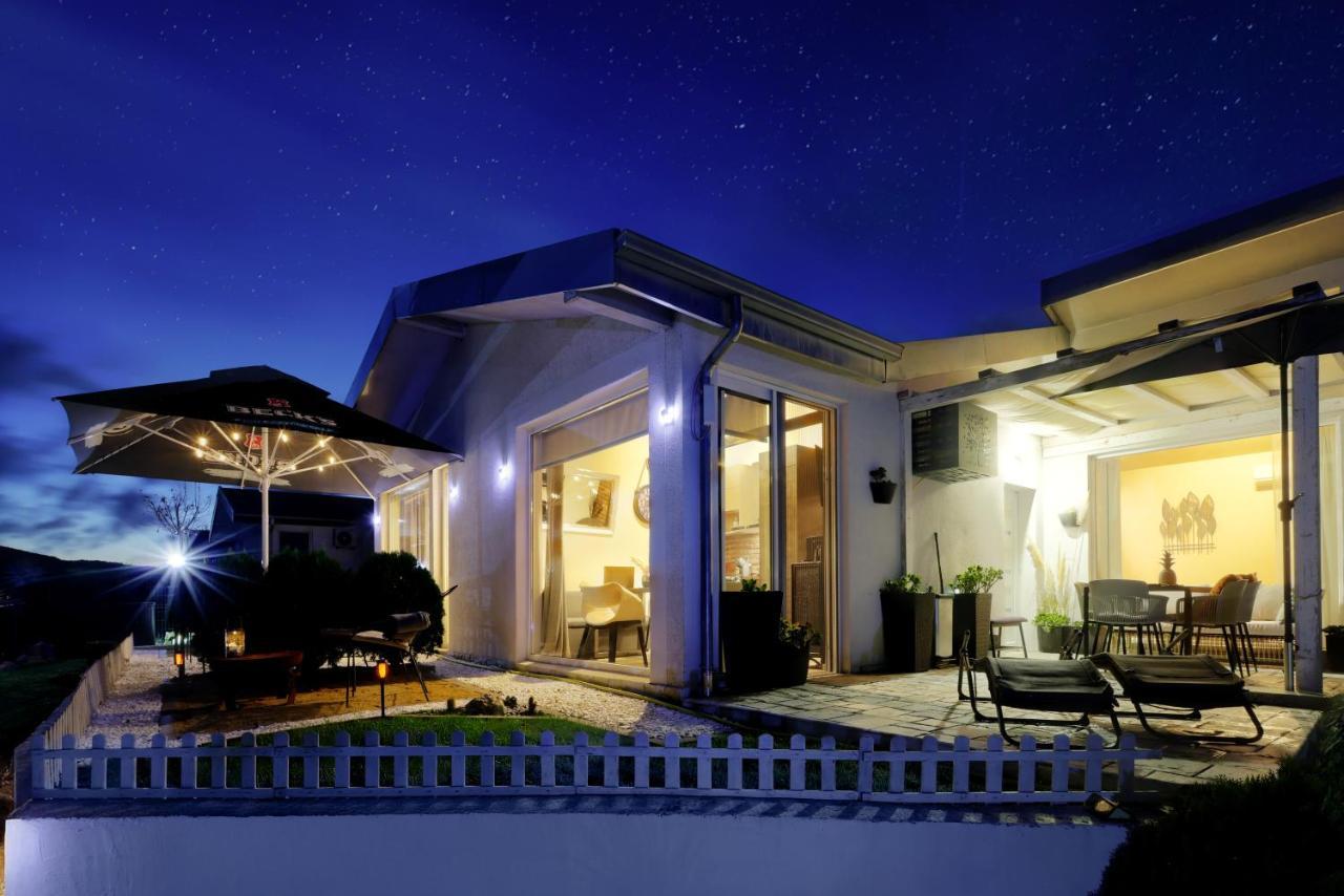 Villas 21,22 Albena Sea View