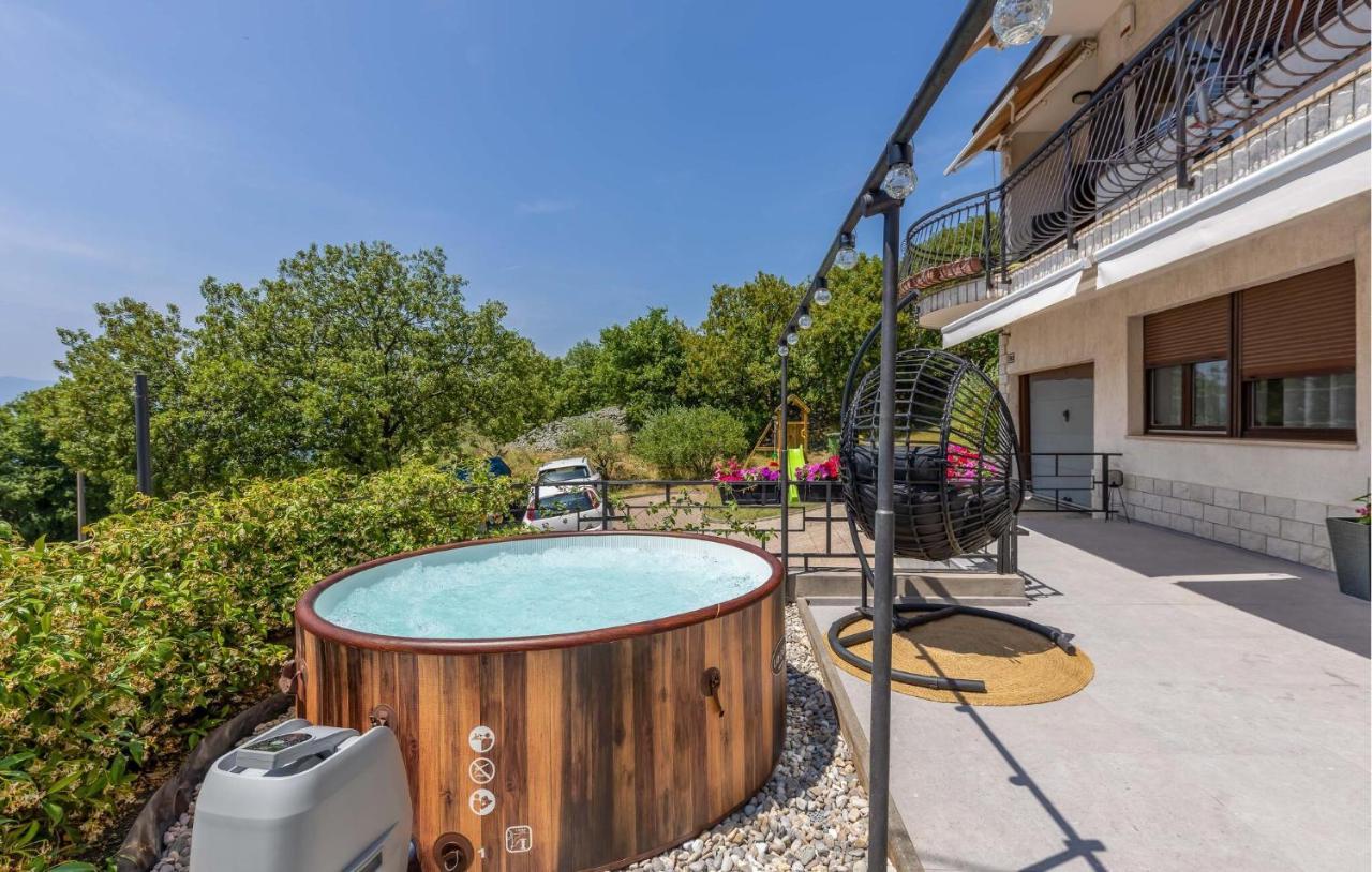 Lovely Home In Glavani