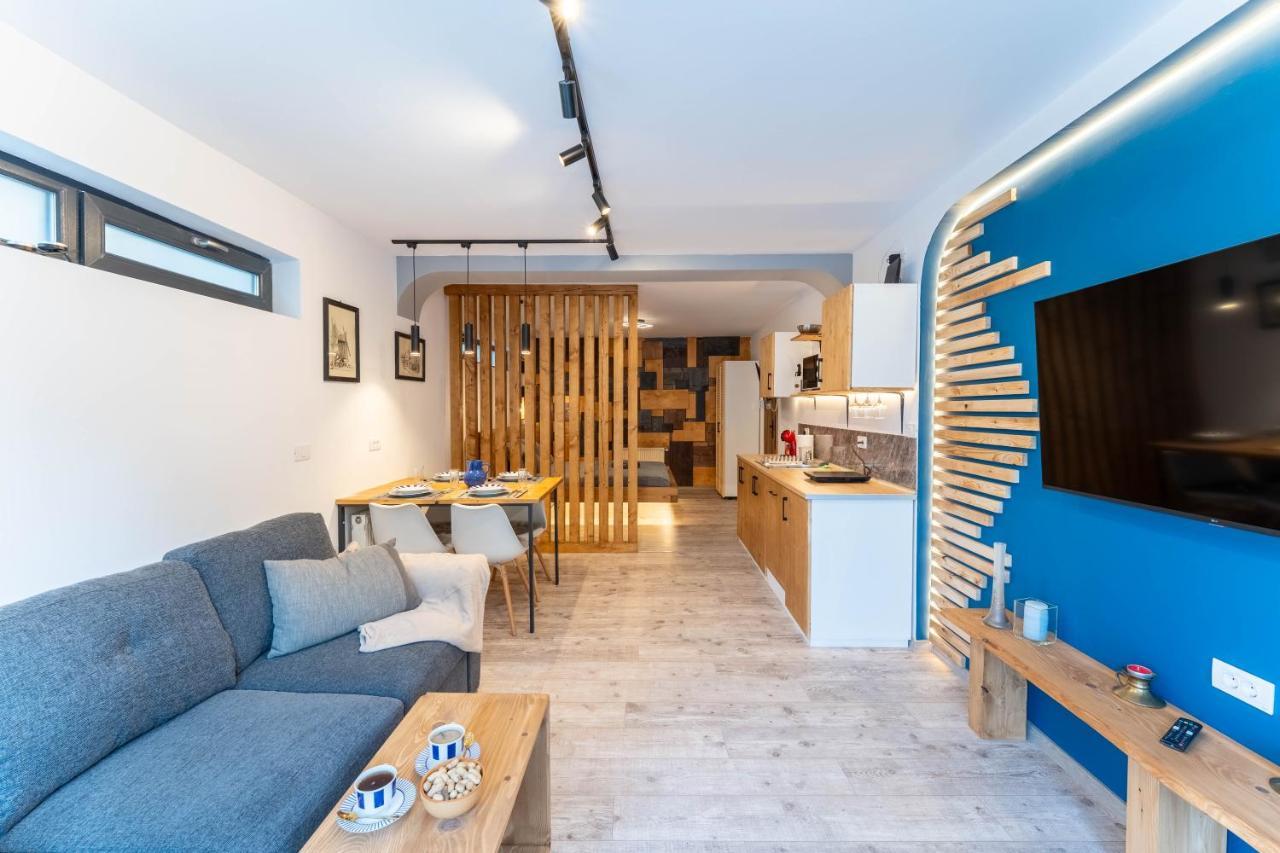 Mvision Elegant Urban Nest