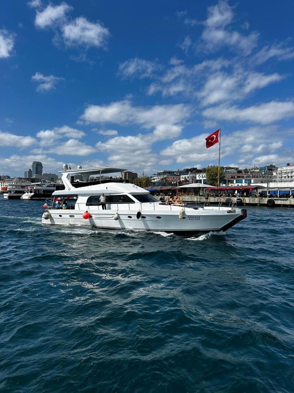 Private Luxury Bosphorus Yacht 2 Continents Experience