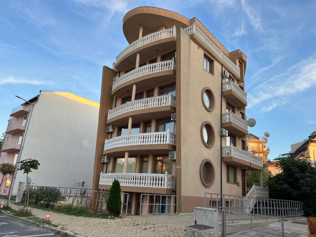 Chasten Apartament Stamopolu Private Two-bedroom Apartment Stamopolu