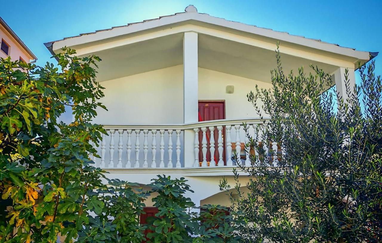 Awesome Apartment In Vodice With Wifi