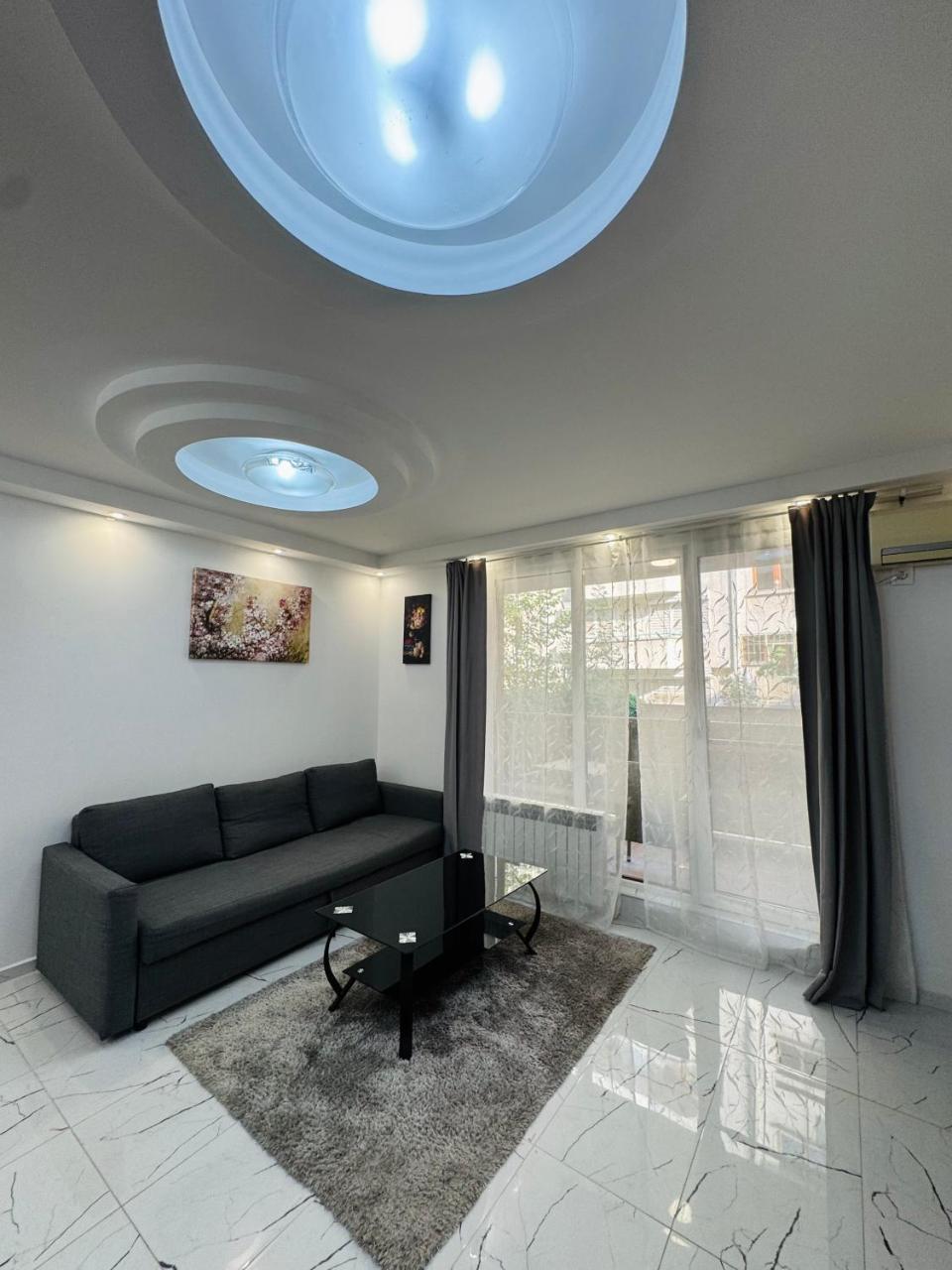 Top Central Apartment 2