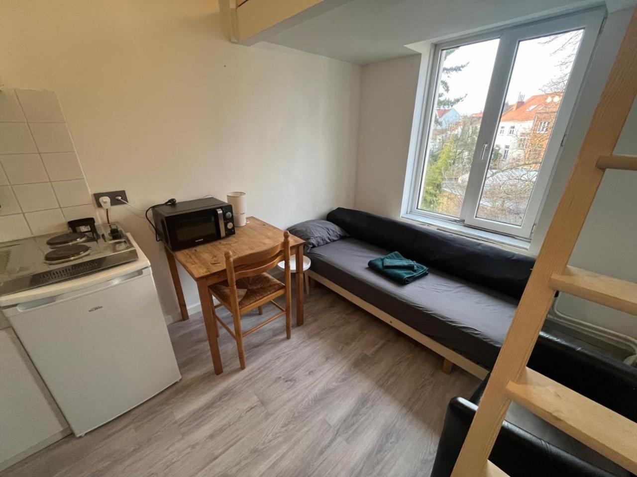 European District Hostel