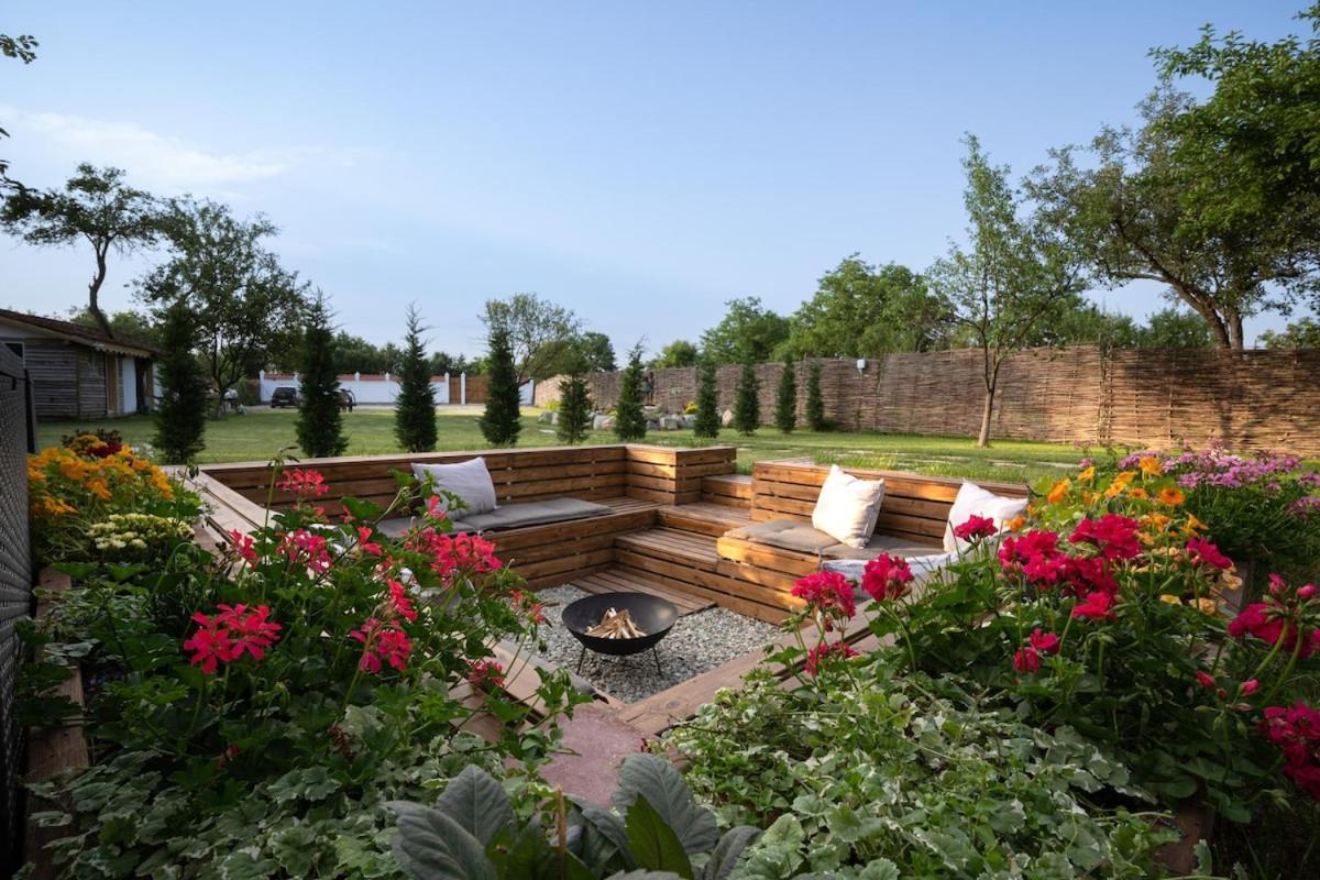 Romantic Escape At Joyard Ciubar Inclus