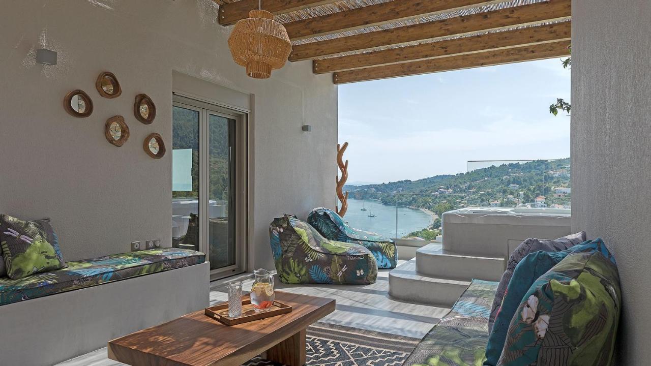 Super Luxury Skiathos Villa Five-bedroom Villa Private Infinity Pool