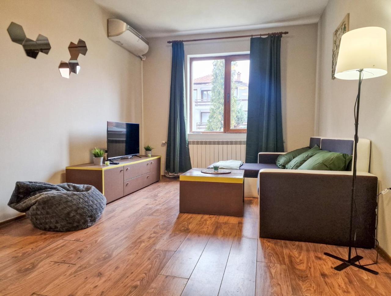 Charming Mont Blanc Bansko Apartment Near Ski Lift by Flat Manager