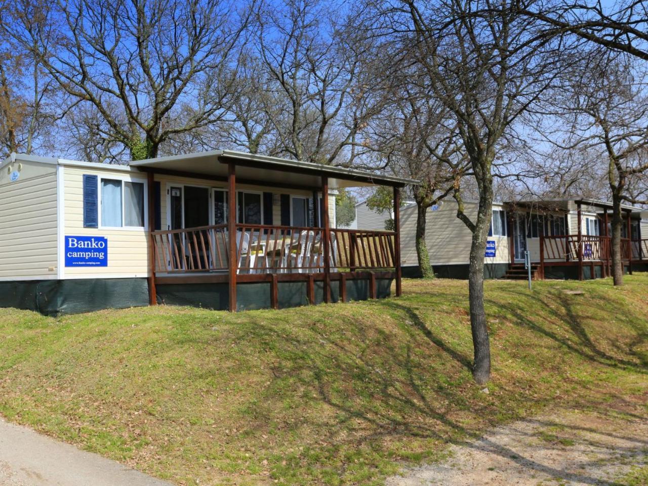 Holiday Home Banko Camping-2 by Interhome