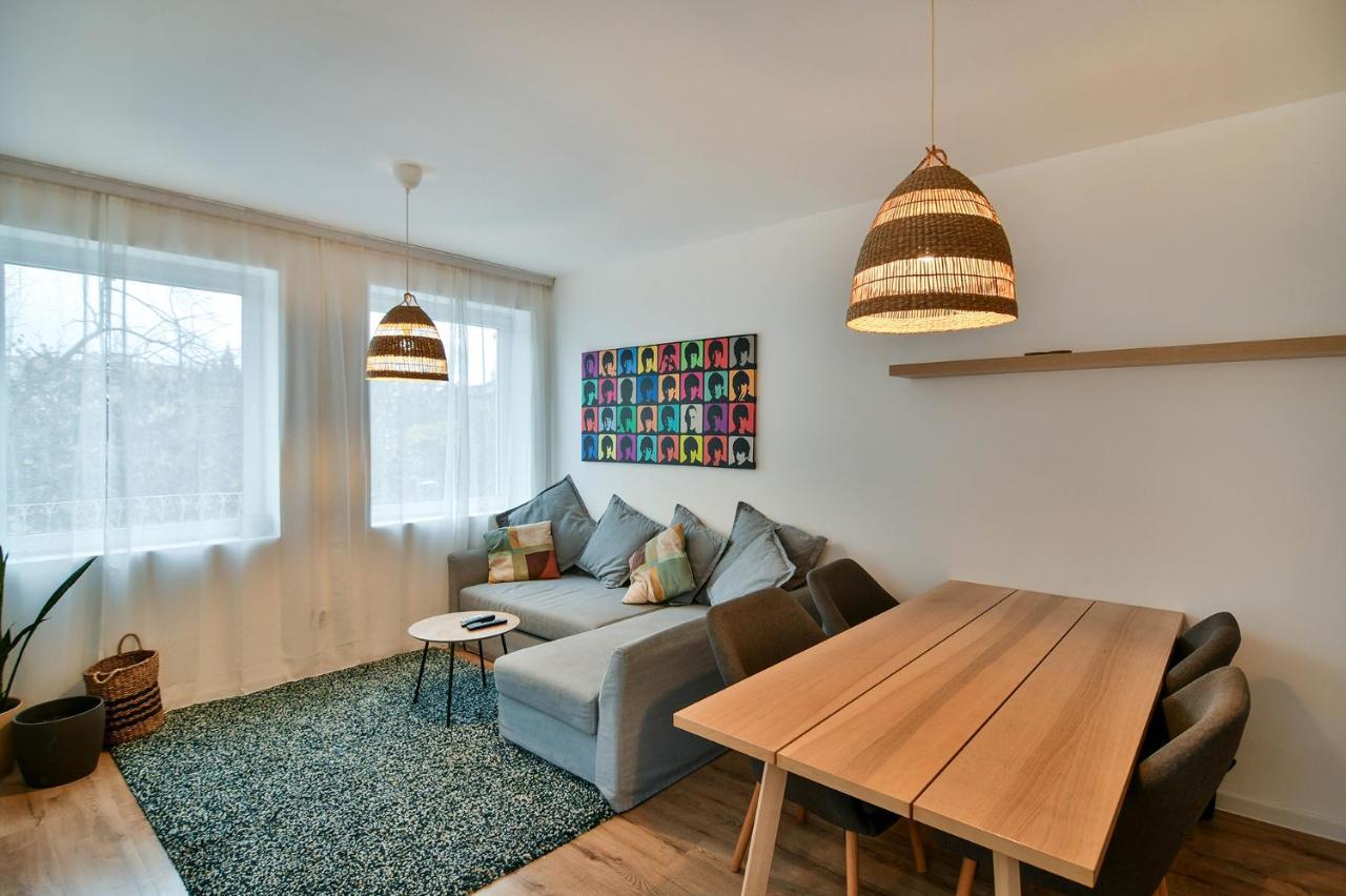 Urban City Flat 4 Guests With Ac