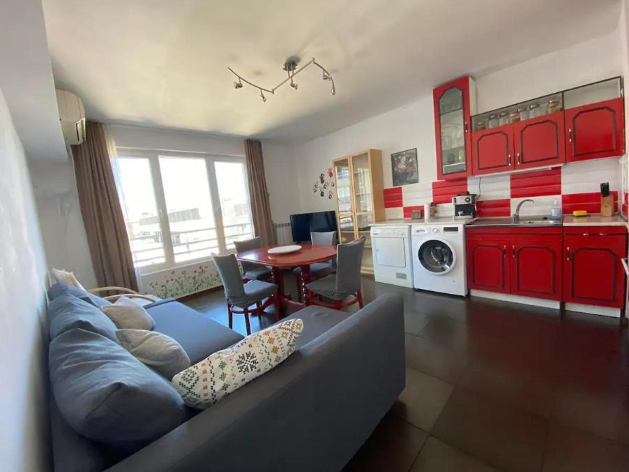 New Two Bedroom Apartment With Balcony