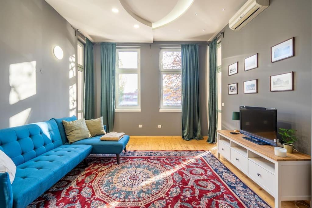 Stylish Stay 2bdr, 2bthr+ Free Parking