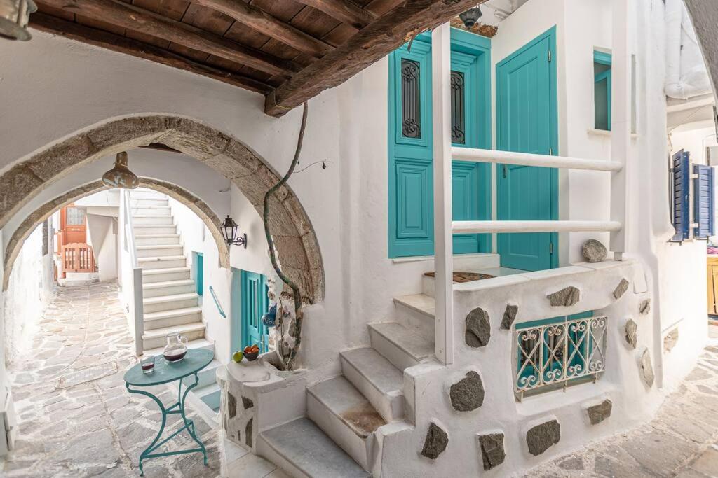 Ocean Rose I Old Naxos Town