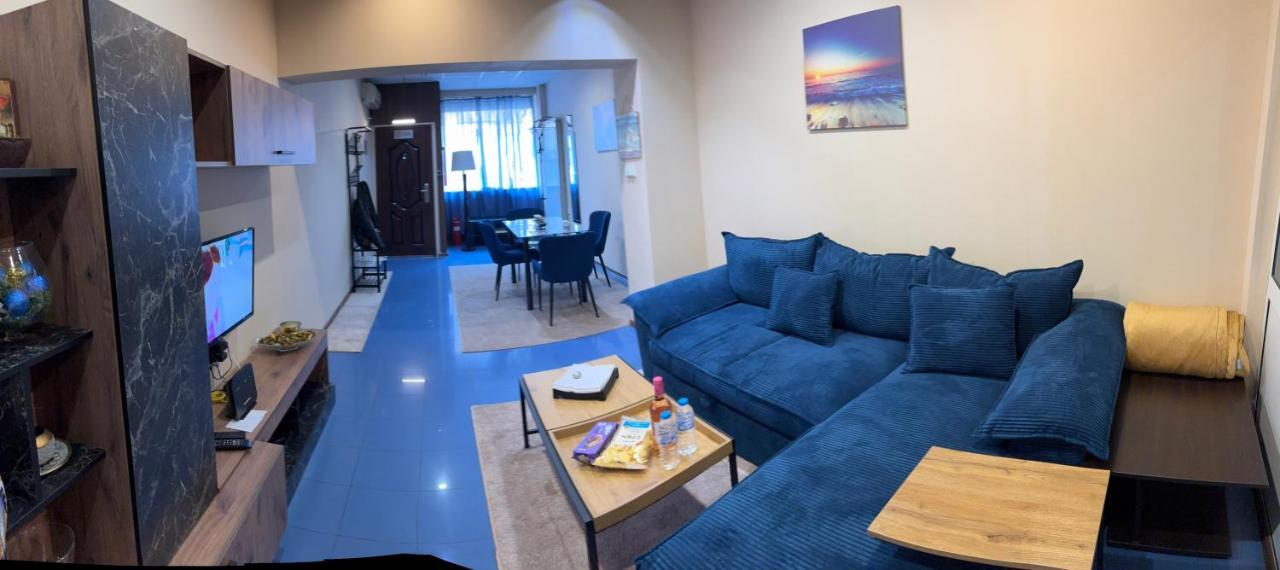 Kct Downtown Apartment