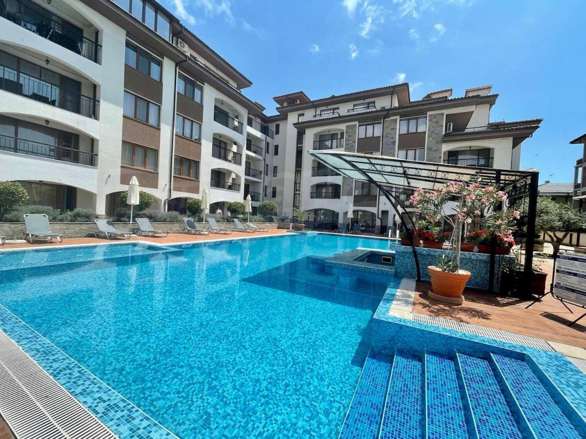 Apartment Violeta With Sea View In 1st Line Sarafowo