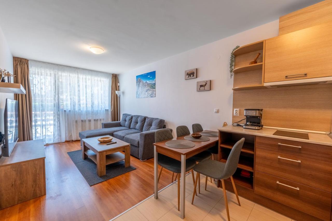 Cozy 1br In Belvedere Ski In Winter, Swim In Summer! by Flat Manager
